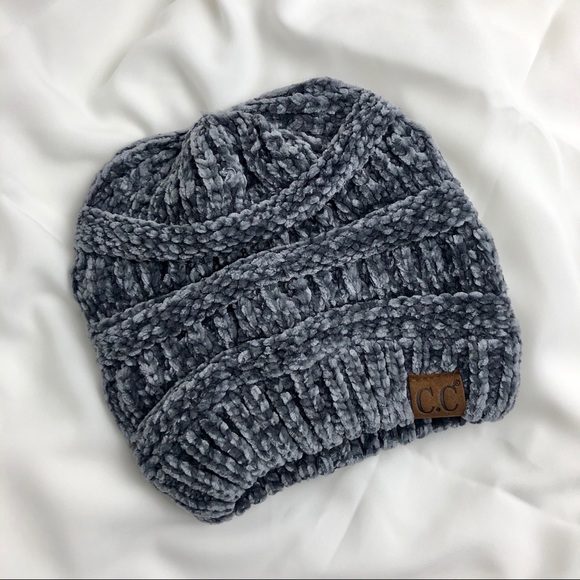 🗯SALE•LAST —CHENILLE BEANIE 🍁 BEST SELLER - Picture 8 of 8